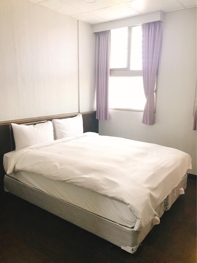 Chang Ti Metropolis Commercial Hotel Чжунлі Екстер'єр фото